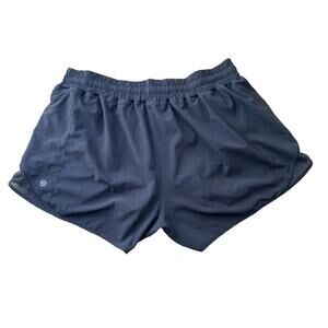 Lululemon Hotty Hot Low-Rise 2.5" Shorts – Black – Size 14